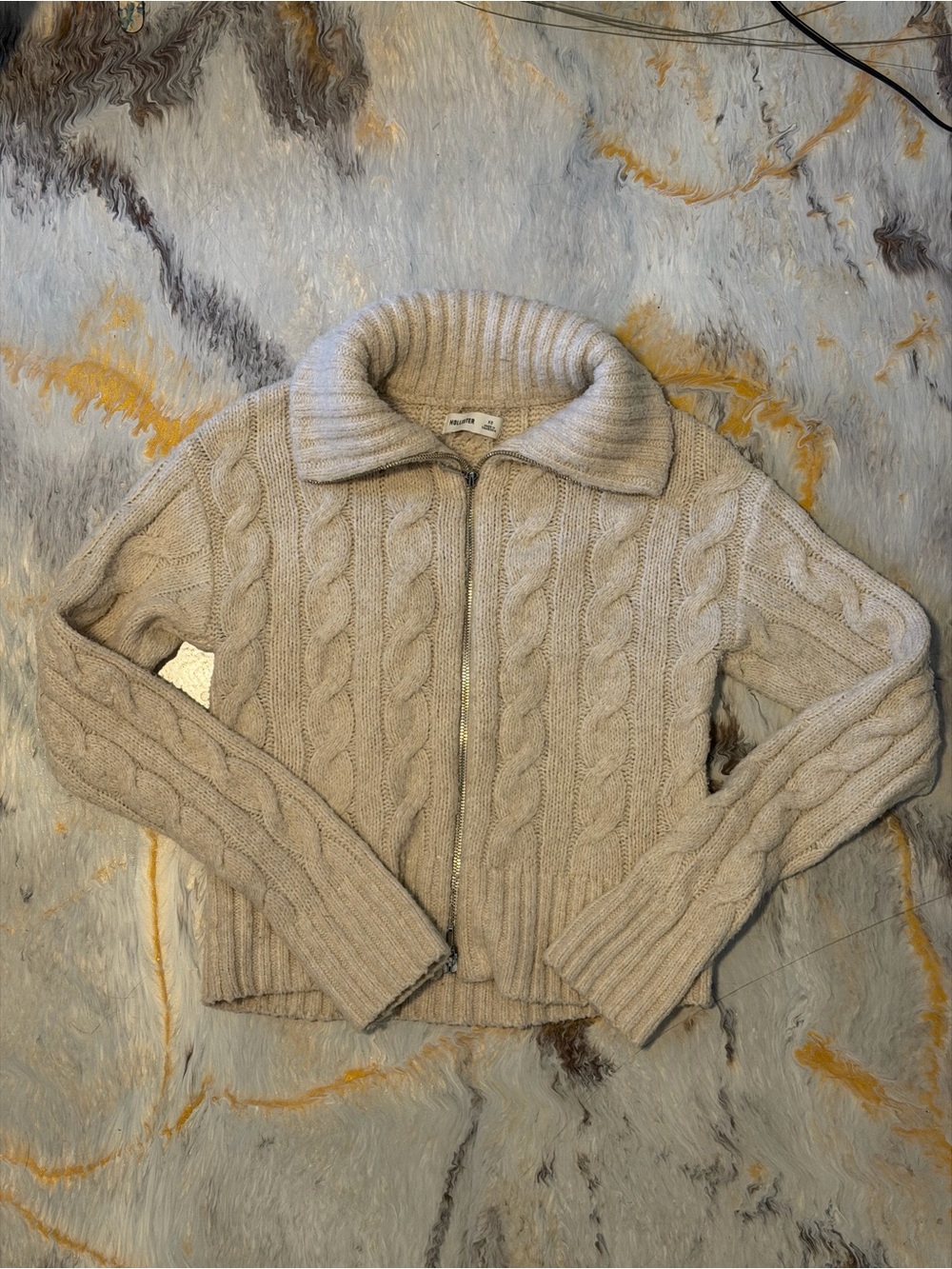 Hollister Beige Cable-Knit Zip-Up Cardigan with Fold Collar